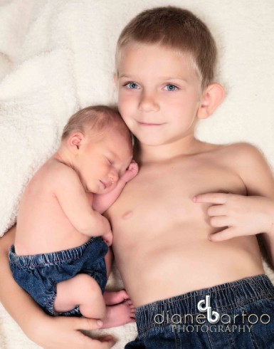 Riverside newborn photographer