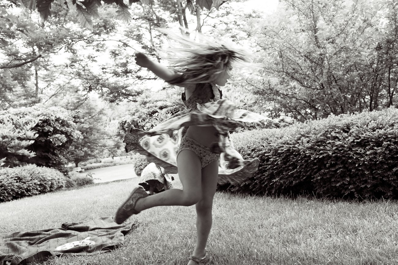 Peterson Children Portraits in Wisconsin - girls in the garden