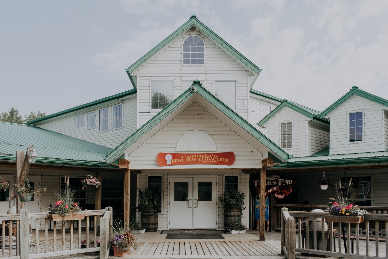 A Love Across Borders: A Beautiful Wedding at Cross Iron Acres