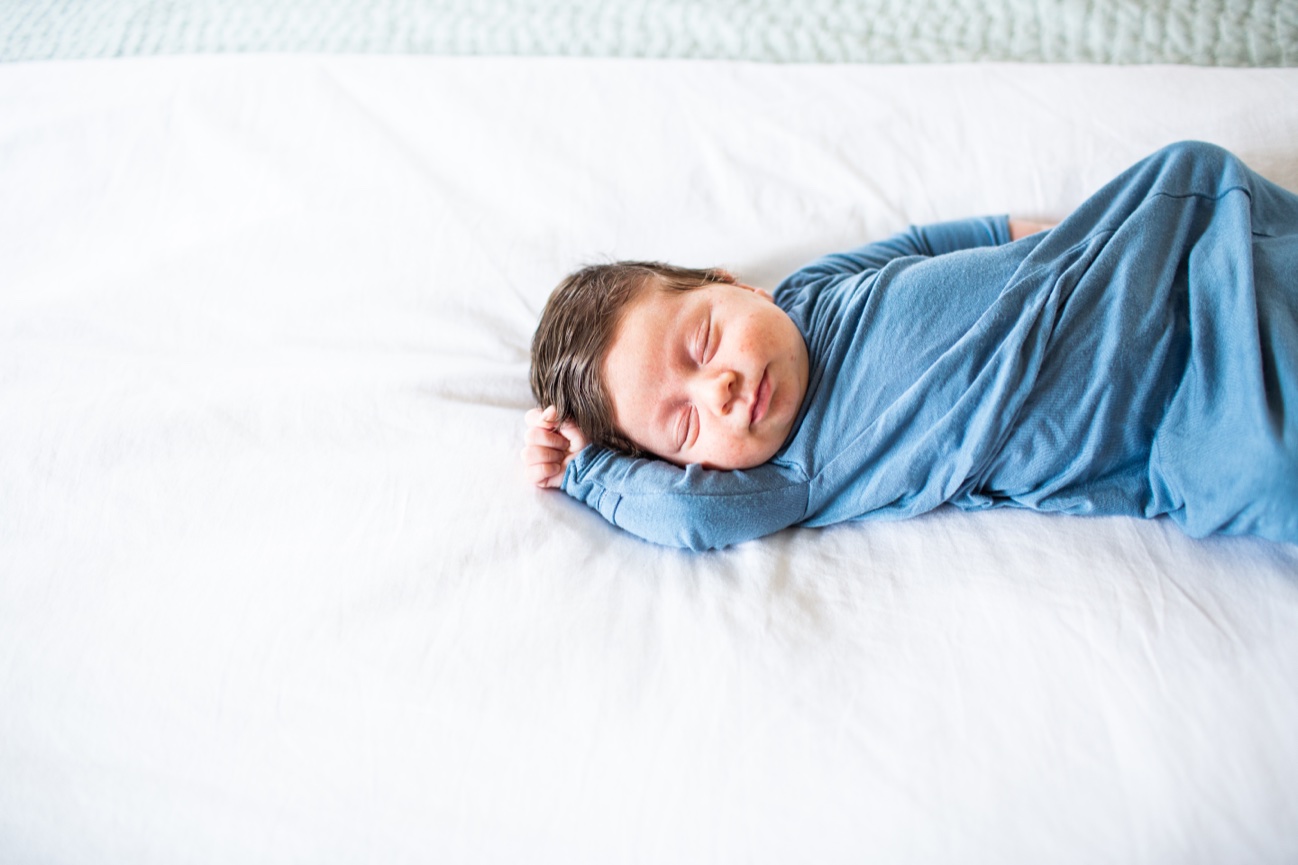 Schauermann Lifestyle Newborn Portraits {Lincoln Newborn Photographer}