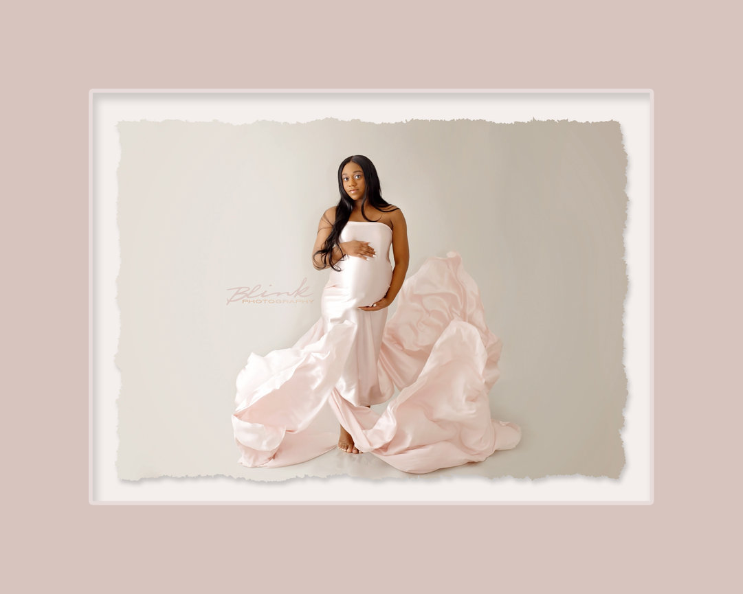 HOLIDAY STUDIO SESSIONS