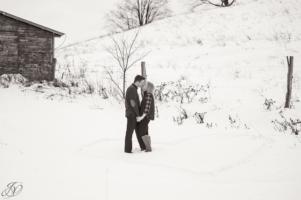 winter engagement photos jessica painter photography