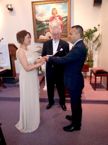 Rev Paul is the officiant performing a private wedding ceremony in Fort Worth