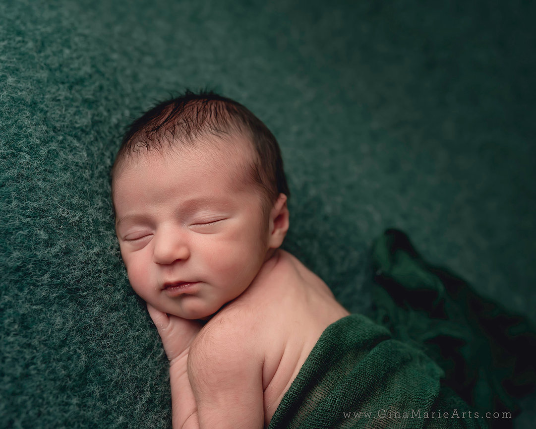 When Should You Schedule Your Maternity Photos on Long Island?