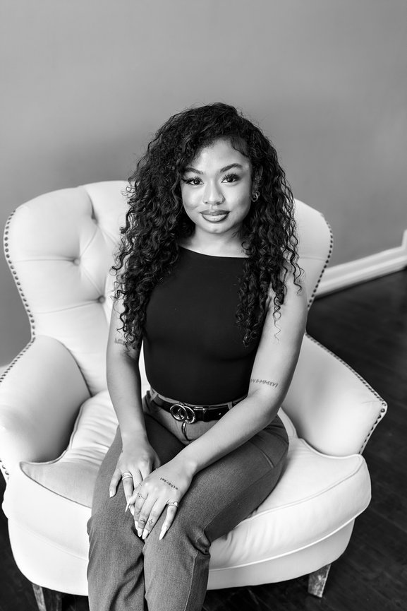 Easton-Conroe Senior Photographer