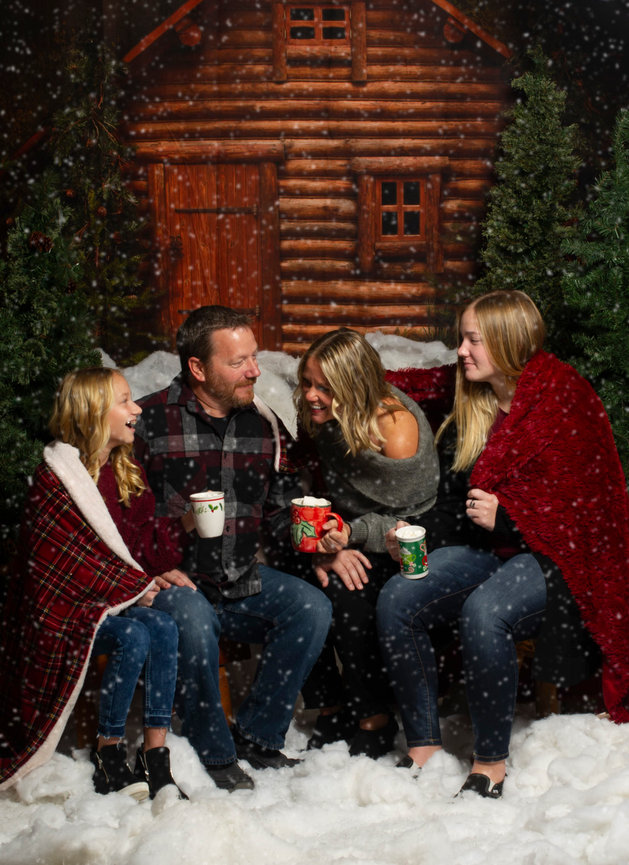 The Polar Express Experience Arrives at Memories by Tawnya Photography Antwerp, Ohio