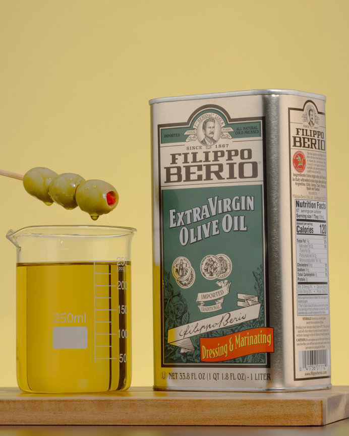 Espresso photography, art and love combined in one shot.