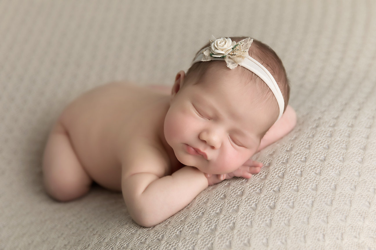 Woodland Hills Newborn Baby Photographer