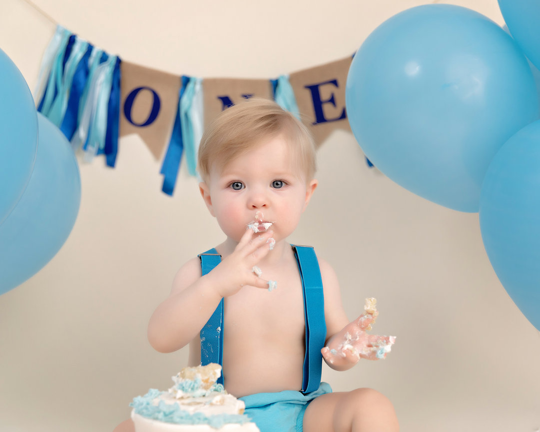 Beautiful newborn baby boy, Santa Monica Newborn Photographer
