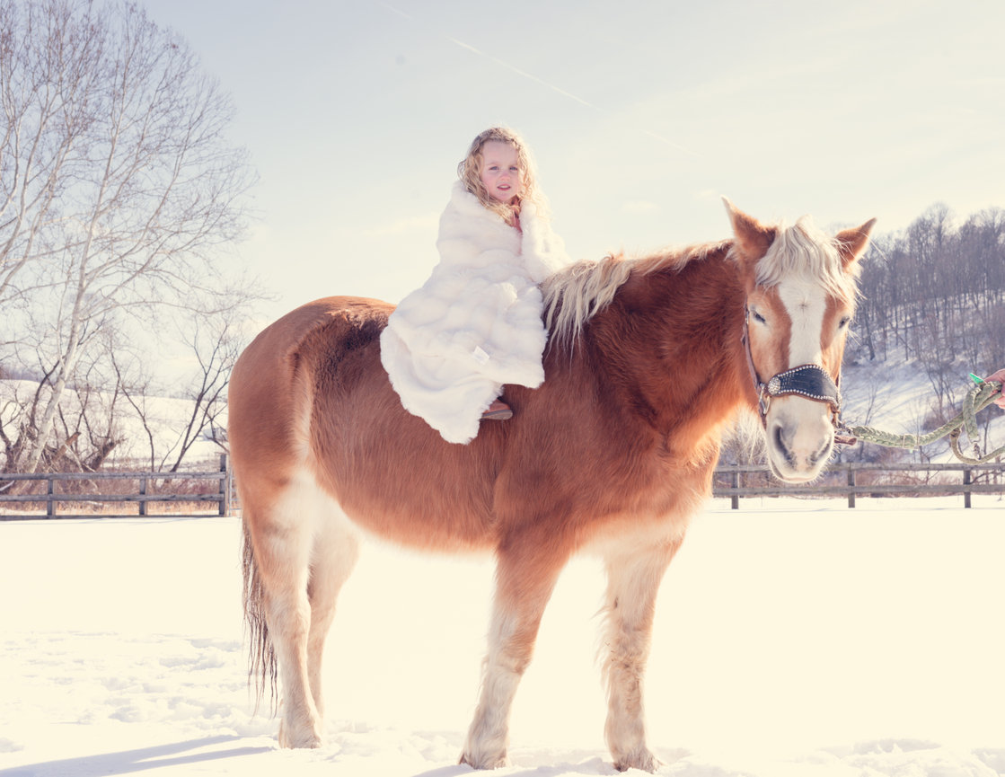 Avery & Raven's Snow Session