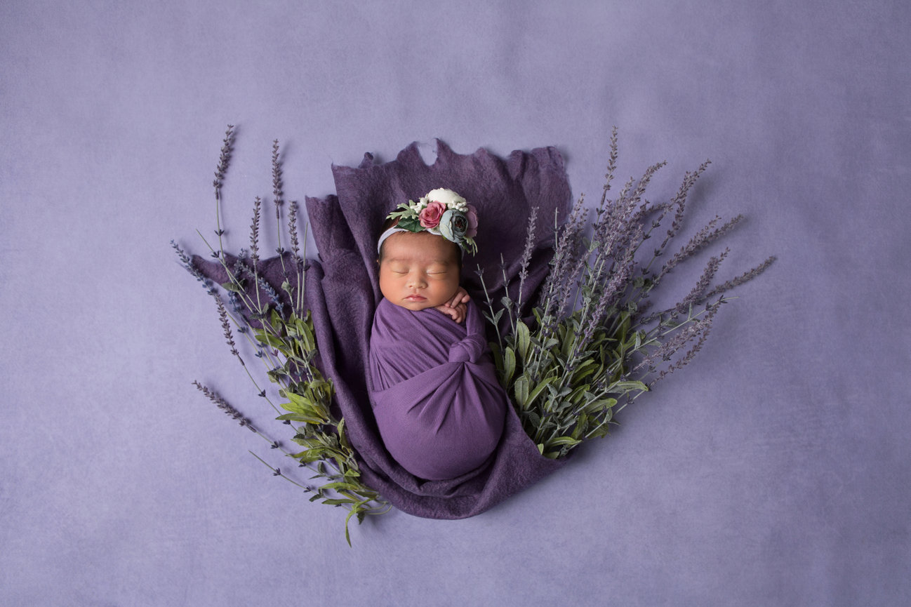 Hailee's Studio Maternity Session - Augusta, Wisconsin