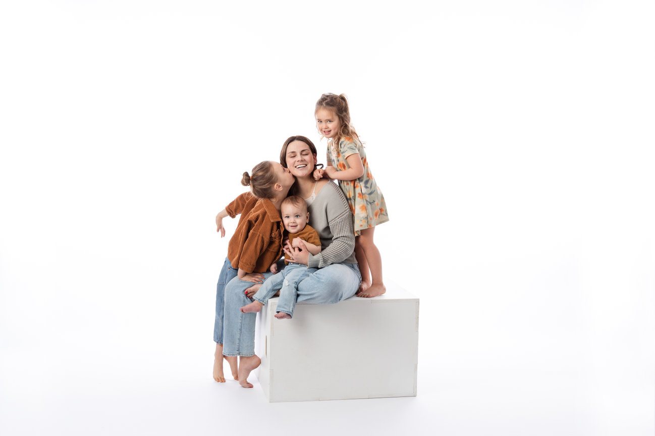 Hailee's Studio Maternity Session - Augusta, Wisconsin