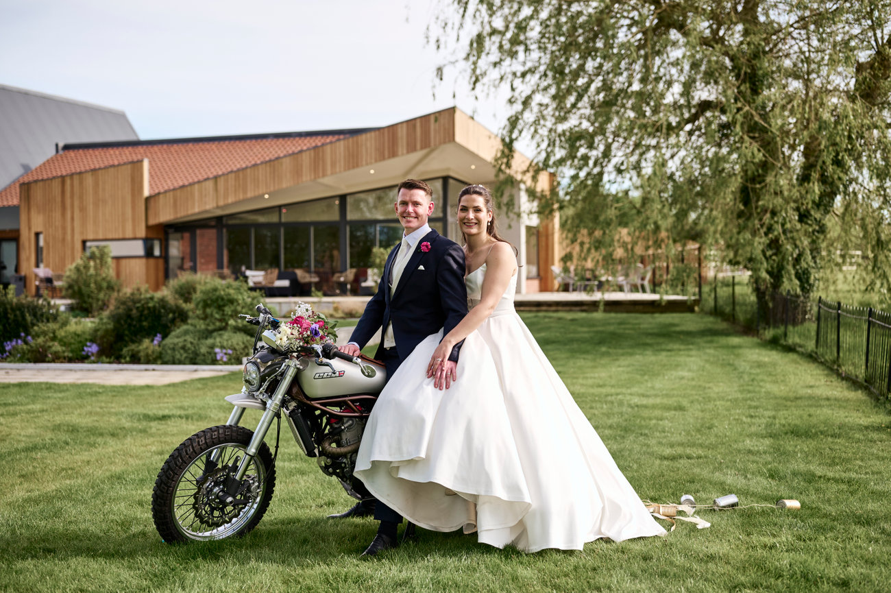Gaynes Park Summer Wedding - Harriet & Ed