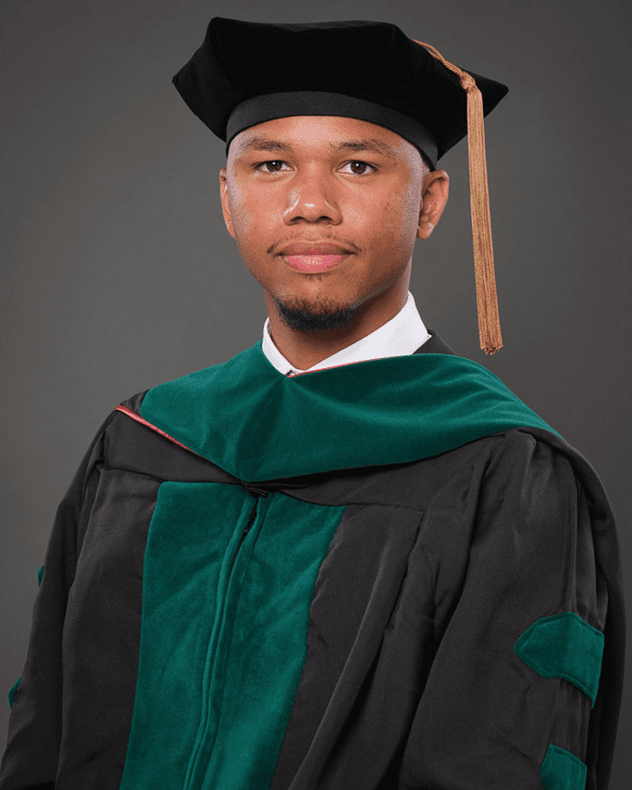 Glenn's graduation photography session