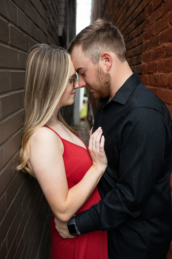 Your Go-To Saint Louis Photographer for Headshots & Personal Branding