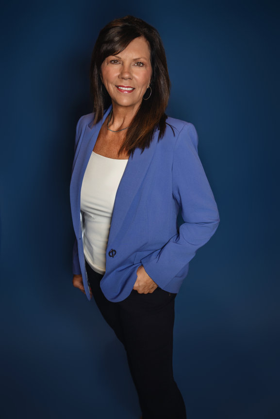 Your Go-To Saint Louis Photographer for Headshots & Personal Branding