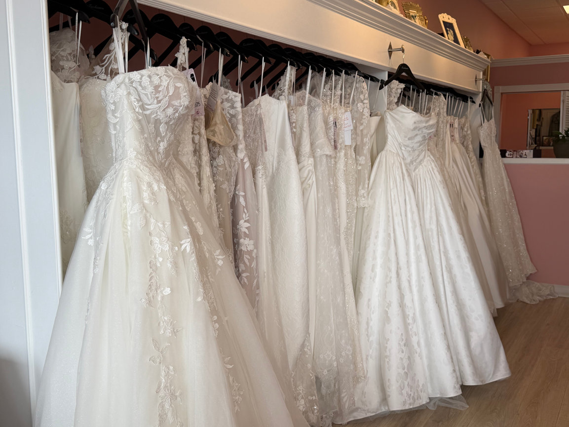 Do you need Tuxedos or Suits for your Fall Wedding in Tulsa?