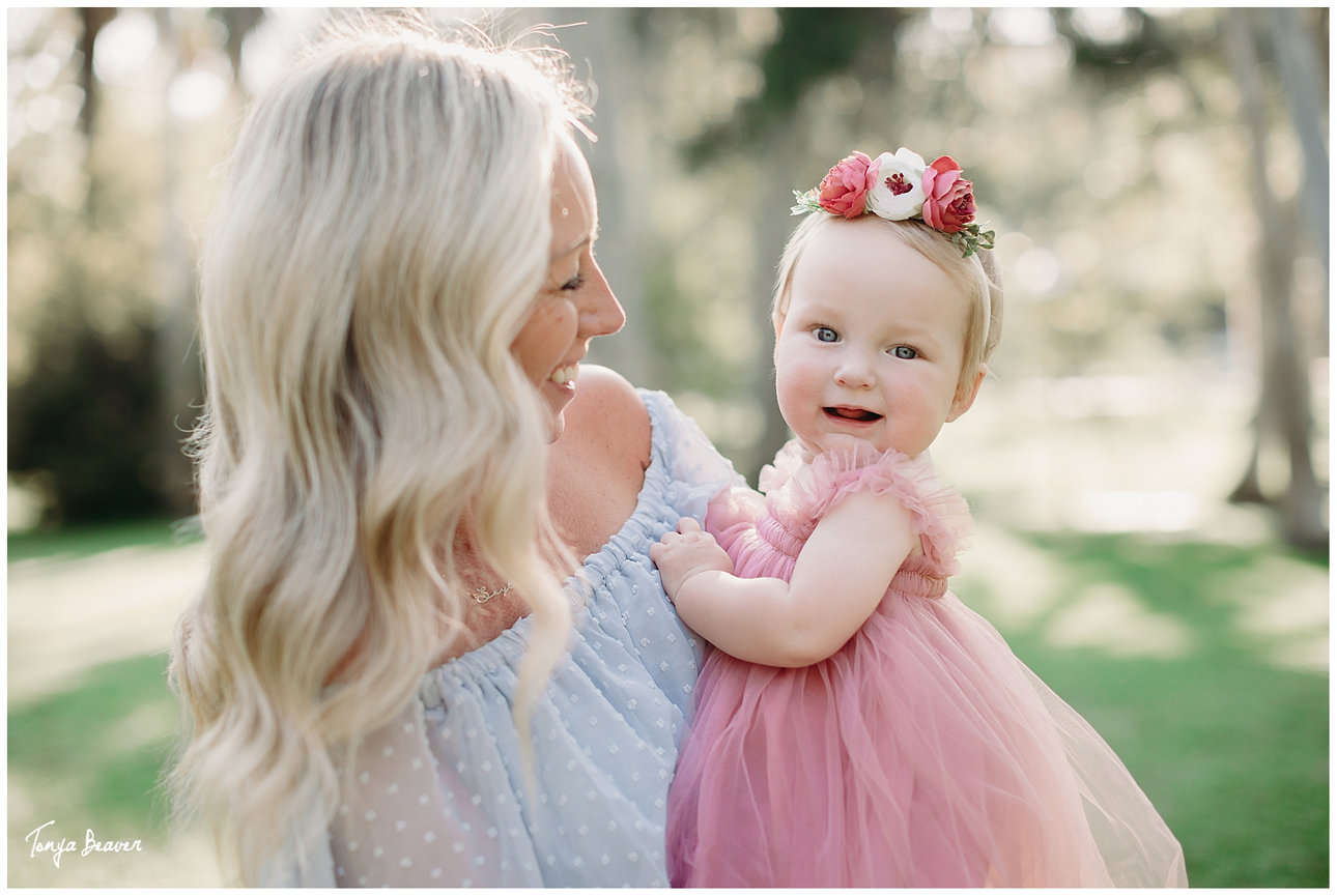 Vintage car couples shoot