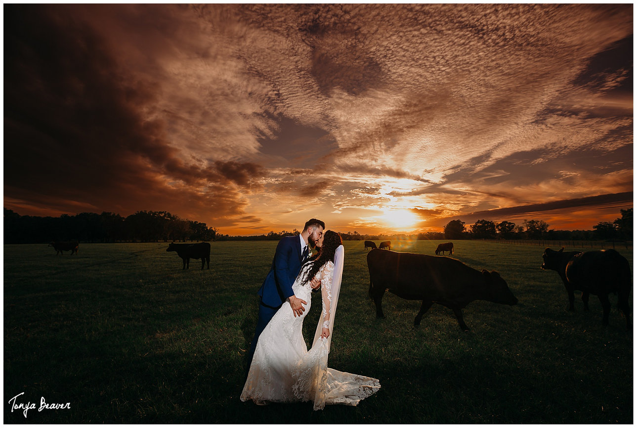 Vintage car couples shoot