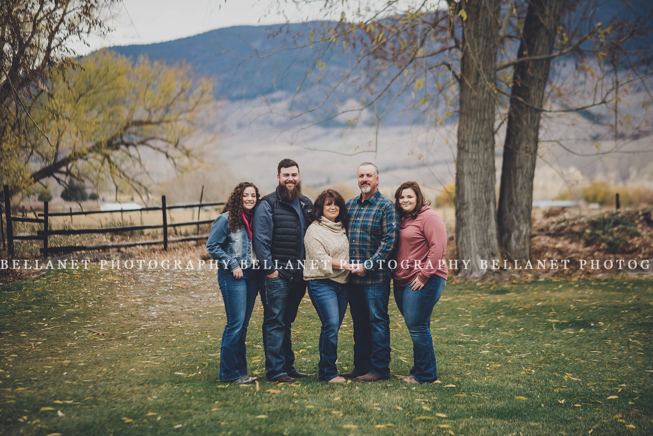 Taylor Family Family Photos in Salmon Idaho Family Photographer
