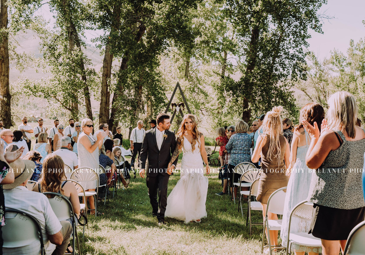 Nick and Eva Sweet Water Hollow Salmon Idaho Idaho Wedding