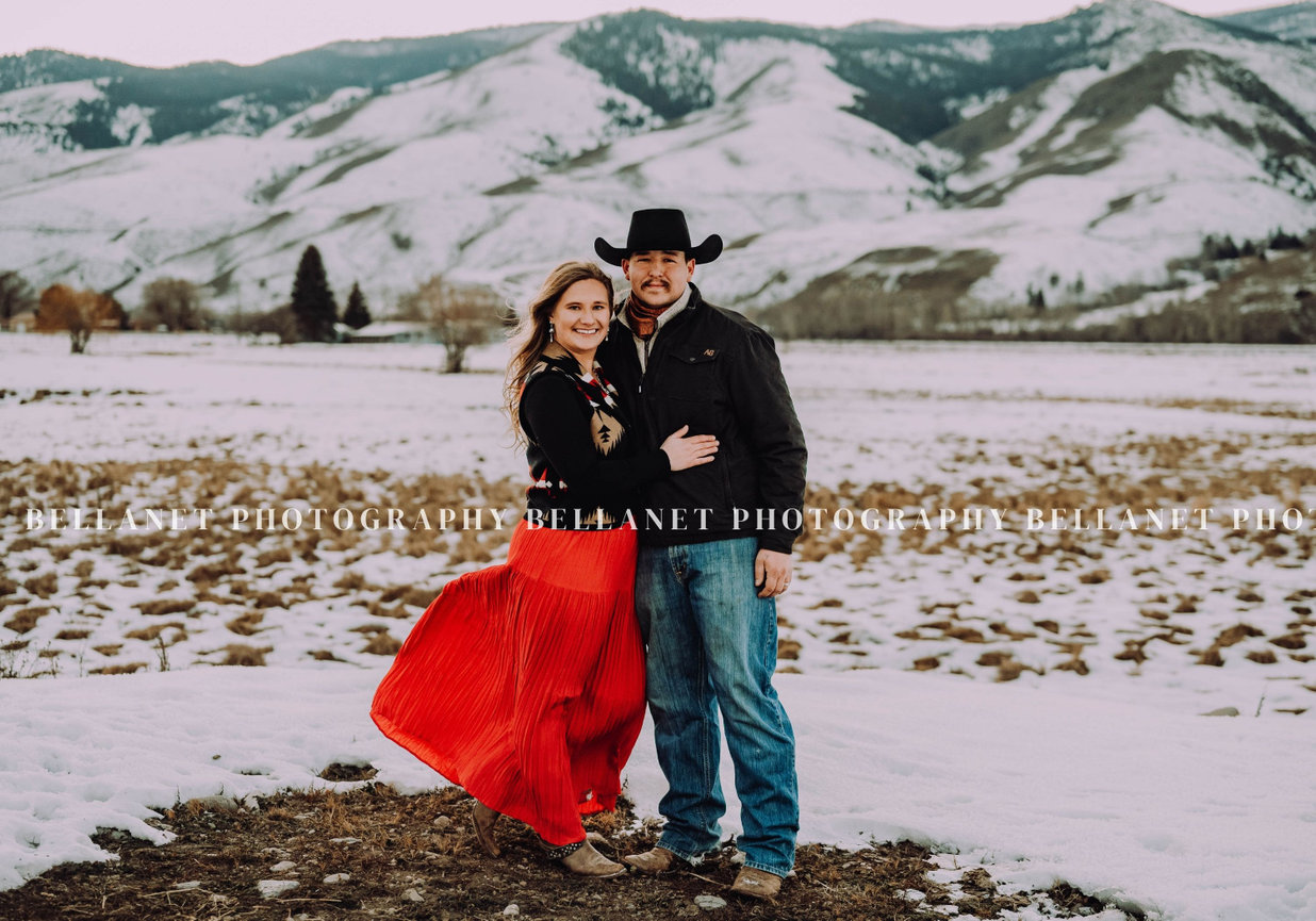 Western Couple Winter Session Salmon Idaho Photographer