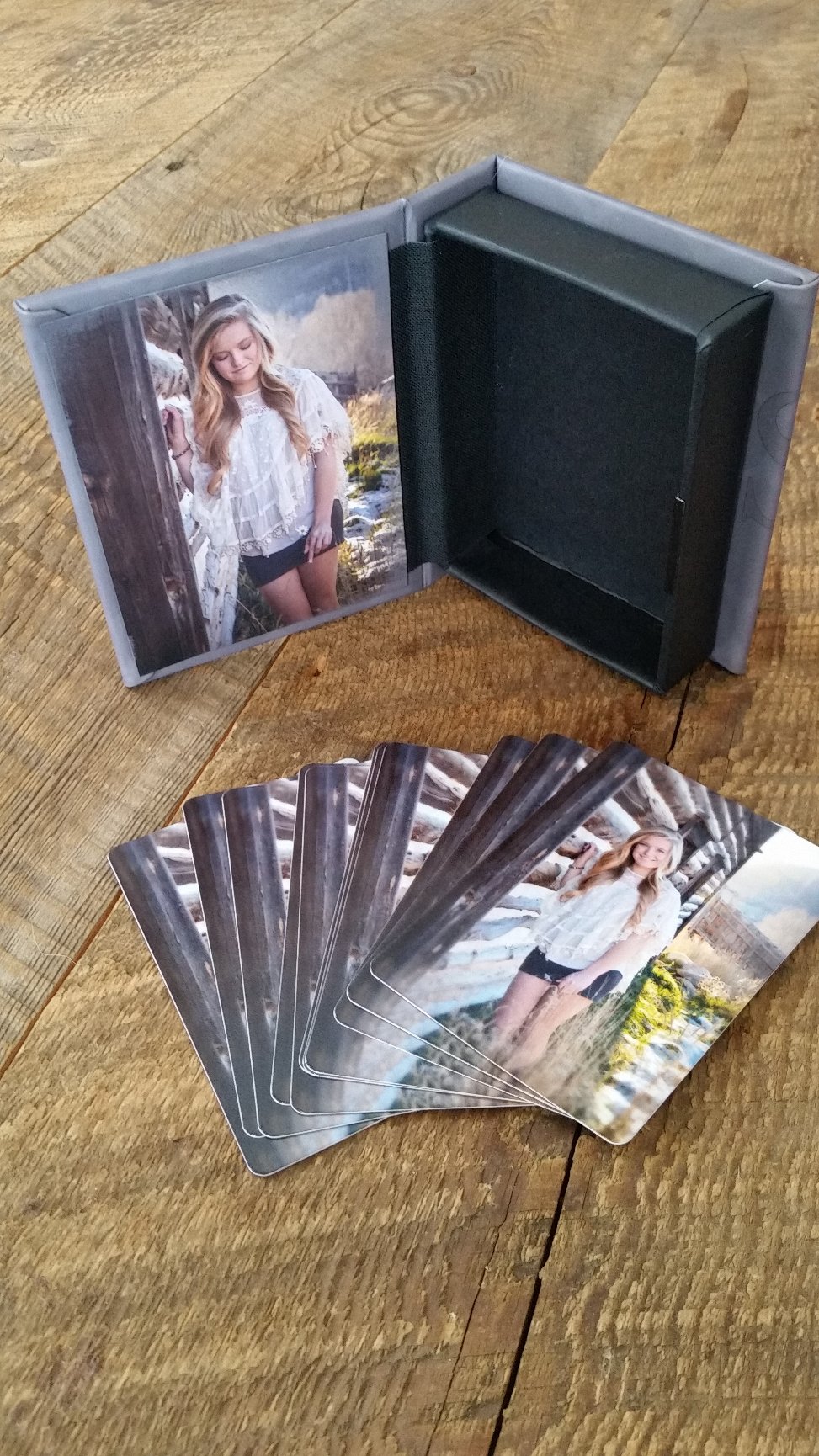 Senior Photography Wallet Box holds 50 wallets Beau Bella Photography