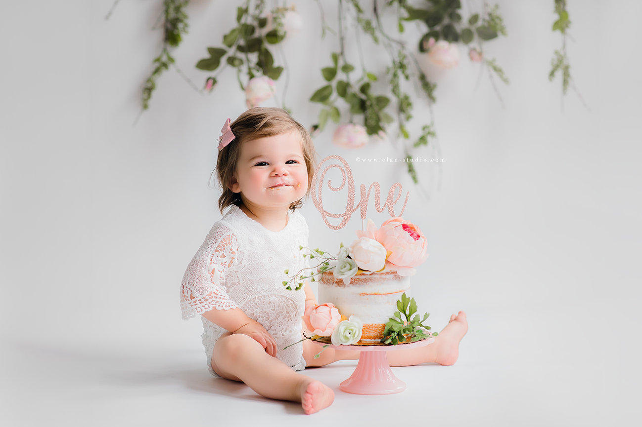 Cake Smash Baby Portrait Photorgaphy Gallery | Elan Studio