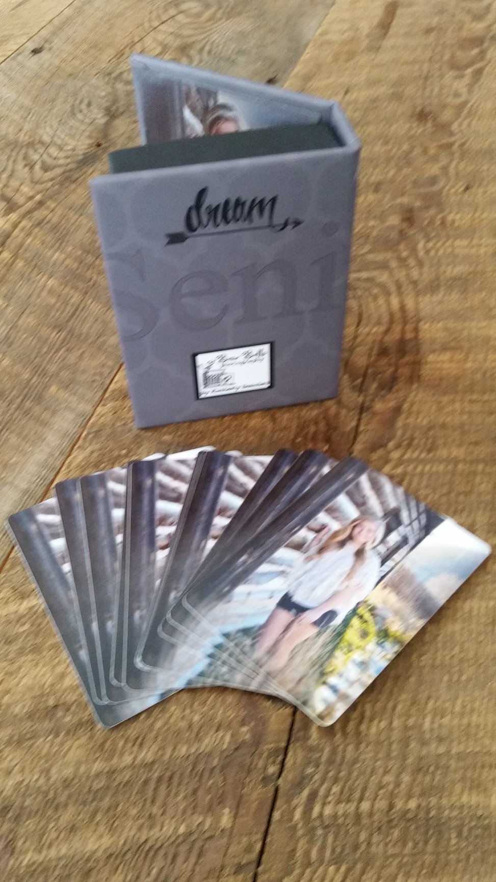 Senior Photography Wallet Box holds 50 wallets Beau Bella Photography