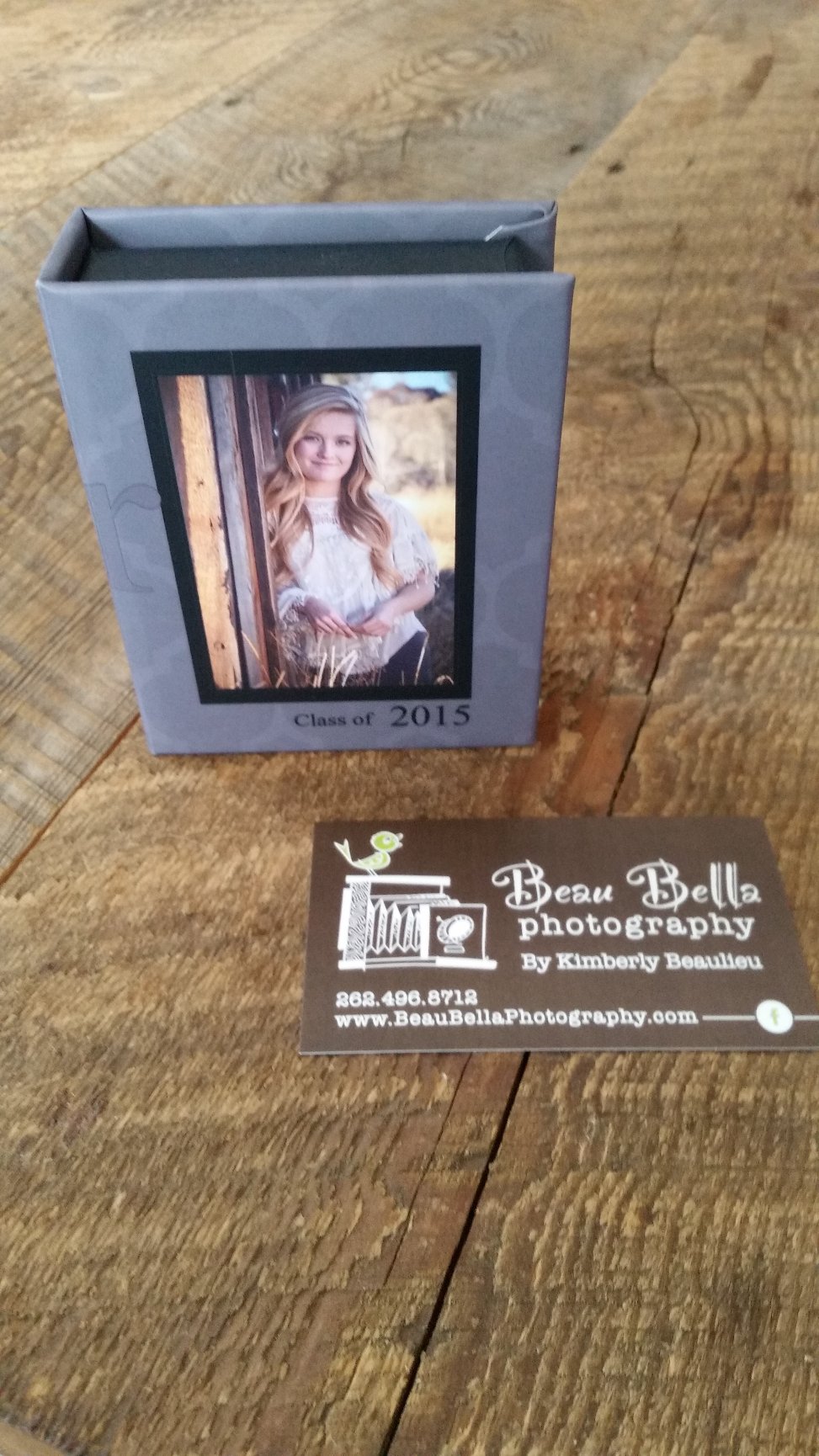 Senior Photography Wallet Box holds 50 wallets Beau Bella Photography