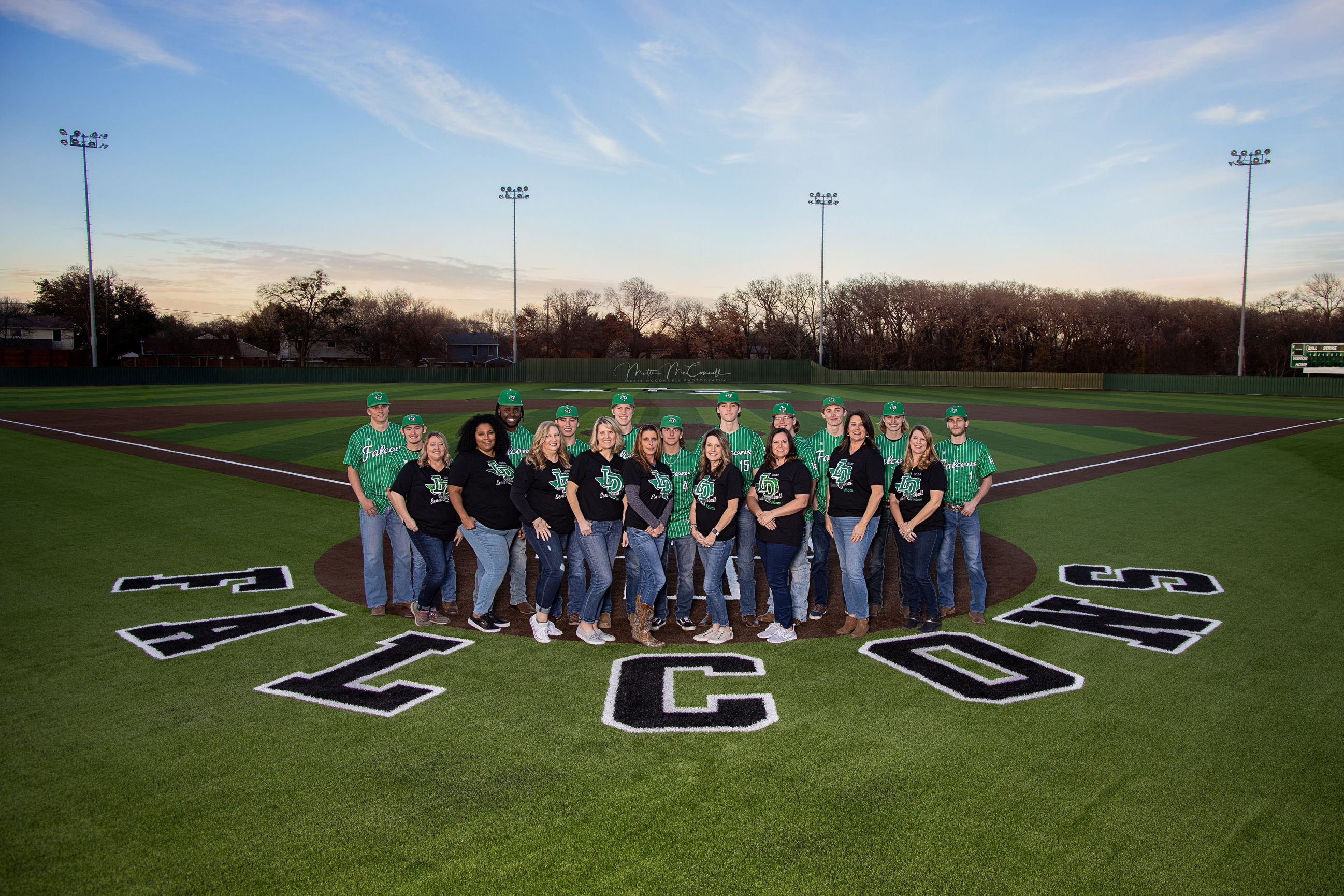 Lake Dallas High School Class Of 2020 Varsity Baseball Player/Mom Group