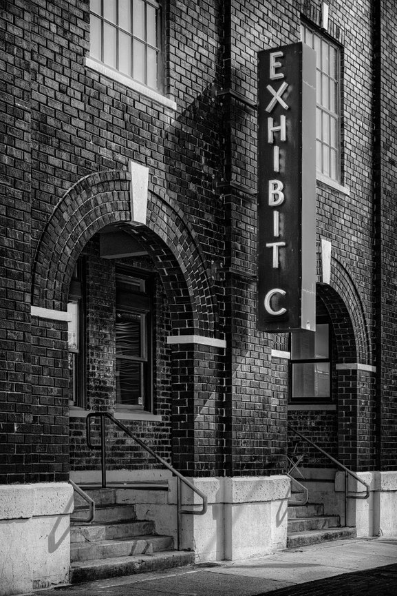 Historic portrait photography in Oklahoma City for personal branding, headshots, and portraits with a polished look.