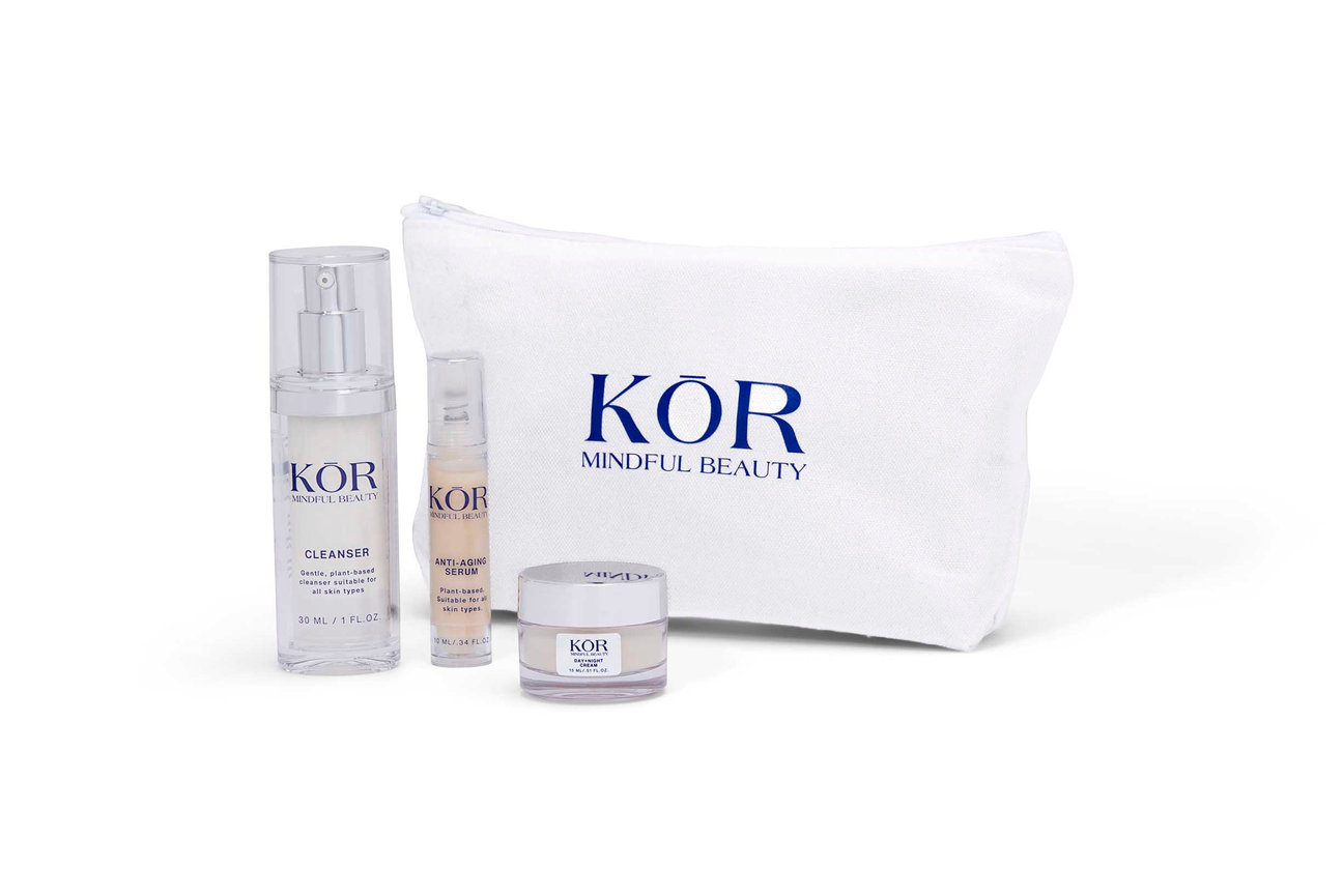 Travel skincare set