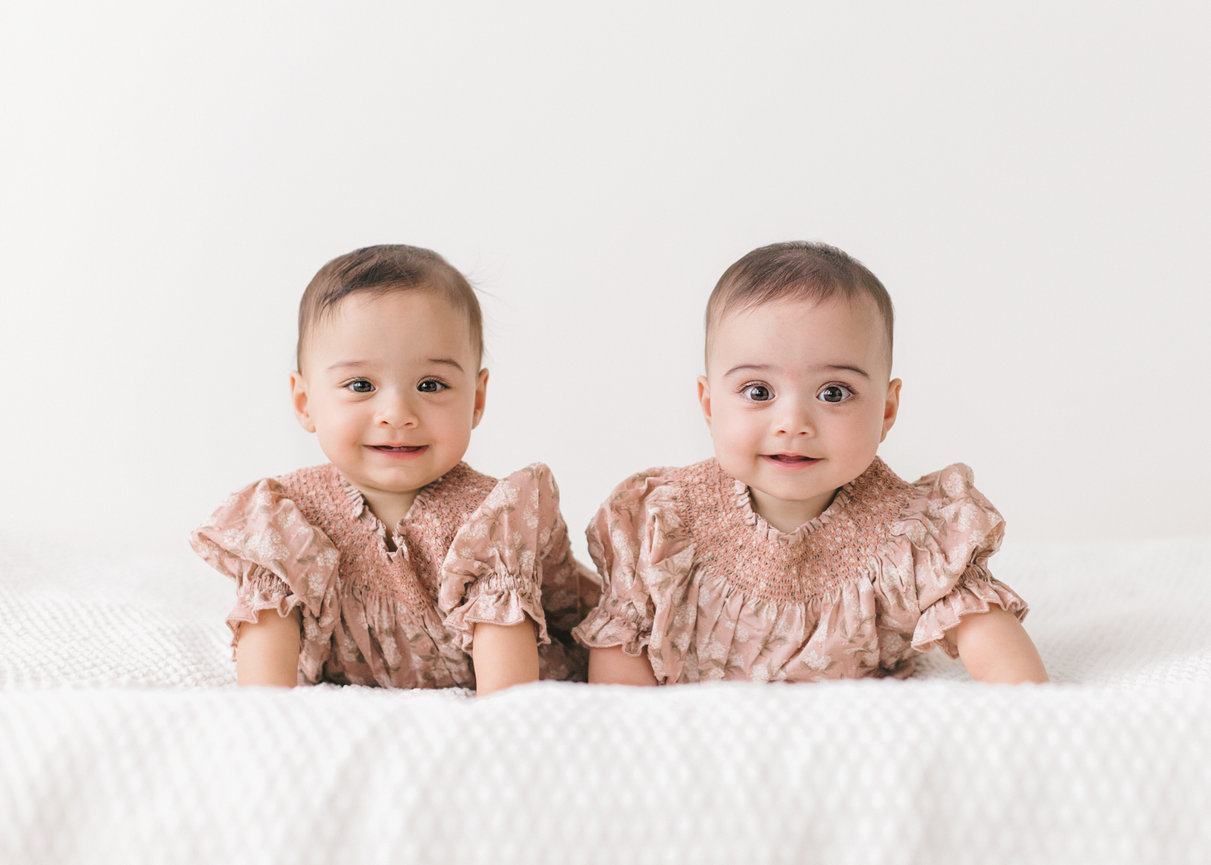 Effortless and elegant family photography in the Twin Cities. Studio wardrobe, stress-free planning, and artwork made for your walls.