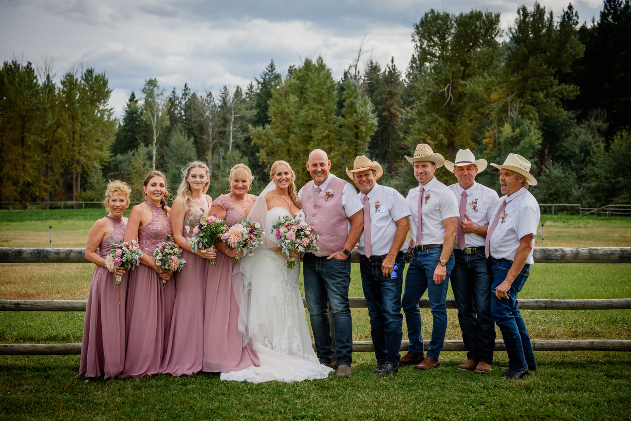 Candid wedding photography for rustic Okanagan weddings