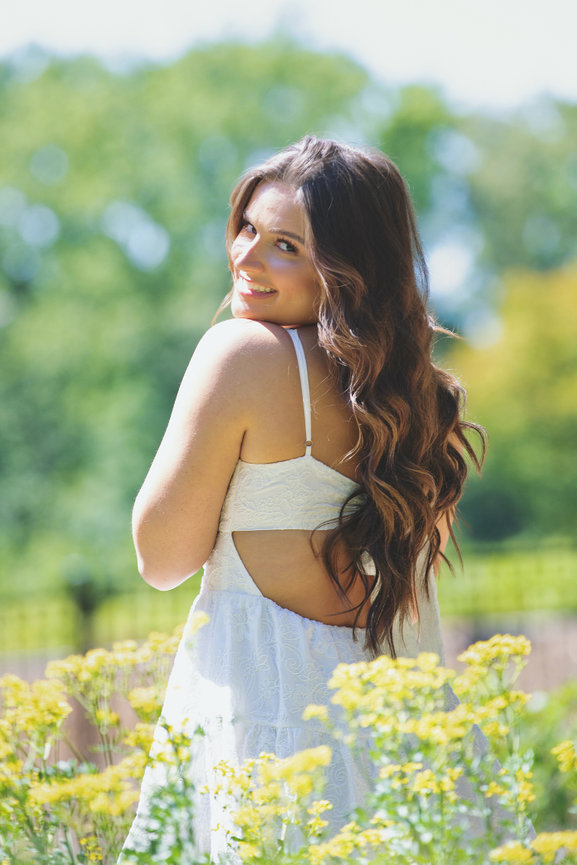 Greenville, South Carolina senior portraits designed to highlight personality with a relaxed, friendly approach.