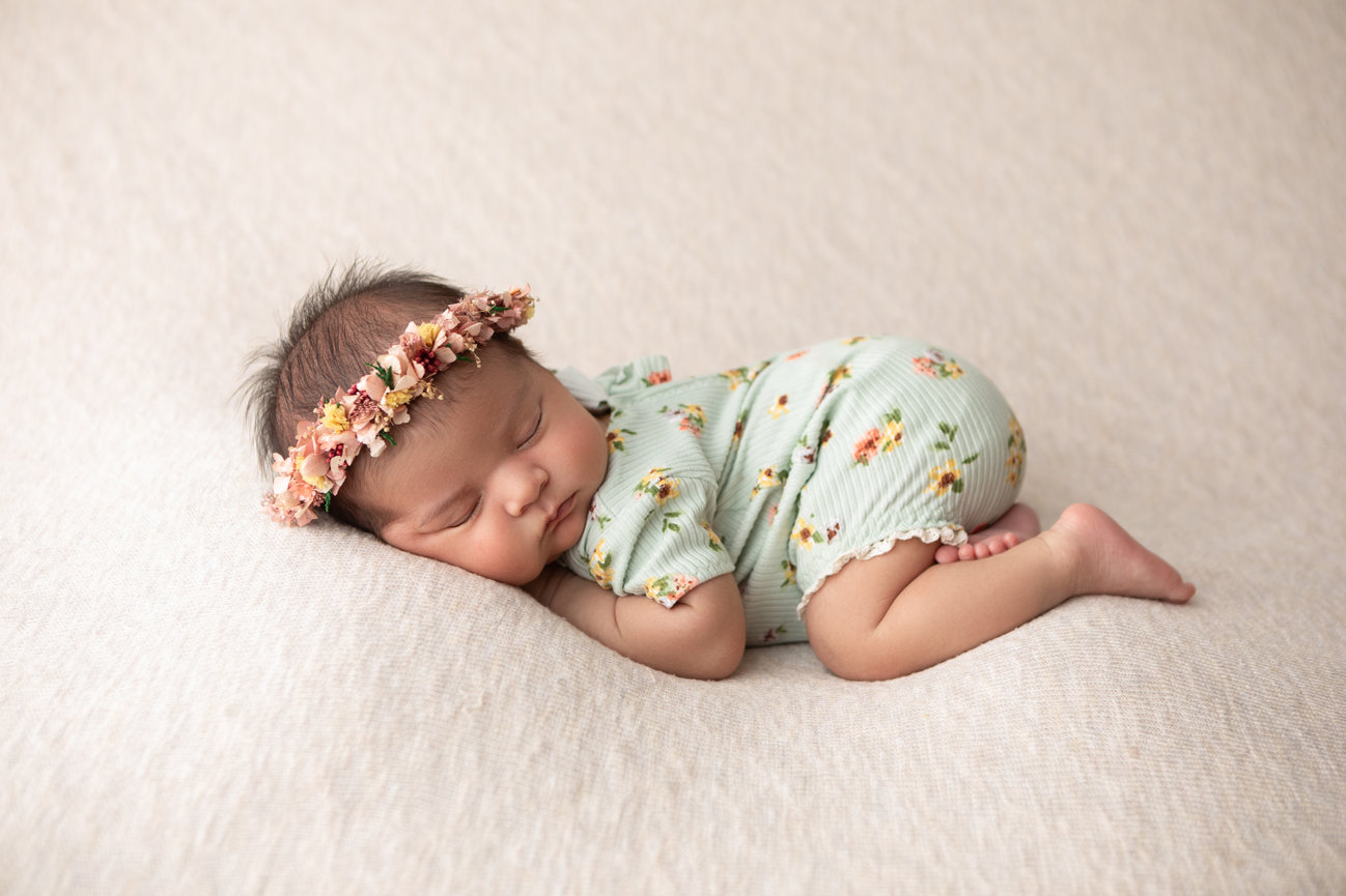 moreno valley newborn photography, moreno valley family photographer, moreno valley baby photos, moval newborn photos, moval newborn pictures,