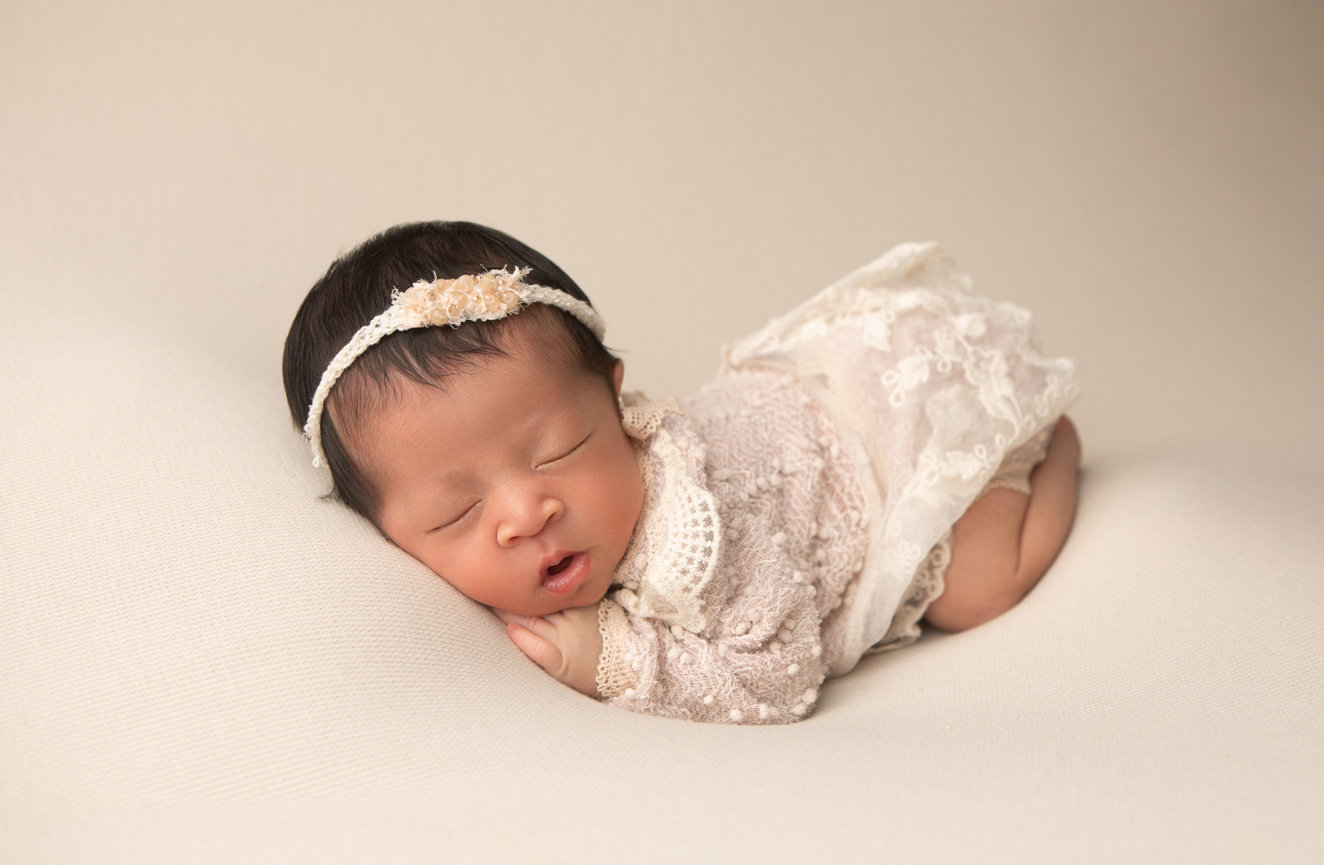 chino hills newborn photographer, chino newborn photographer, chino baby photographer, chino hills family photographer, chino cake smash photographer, chino ca,
