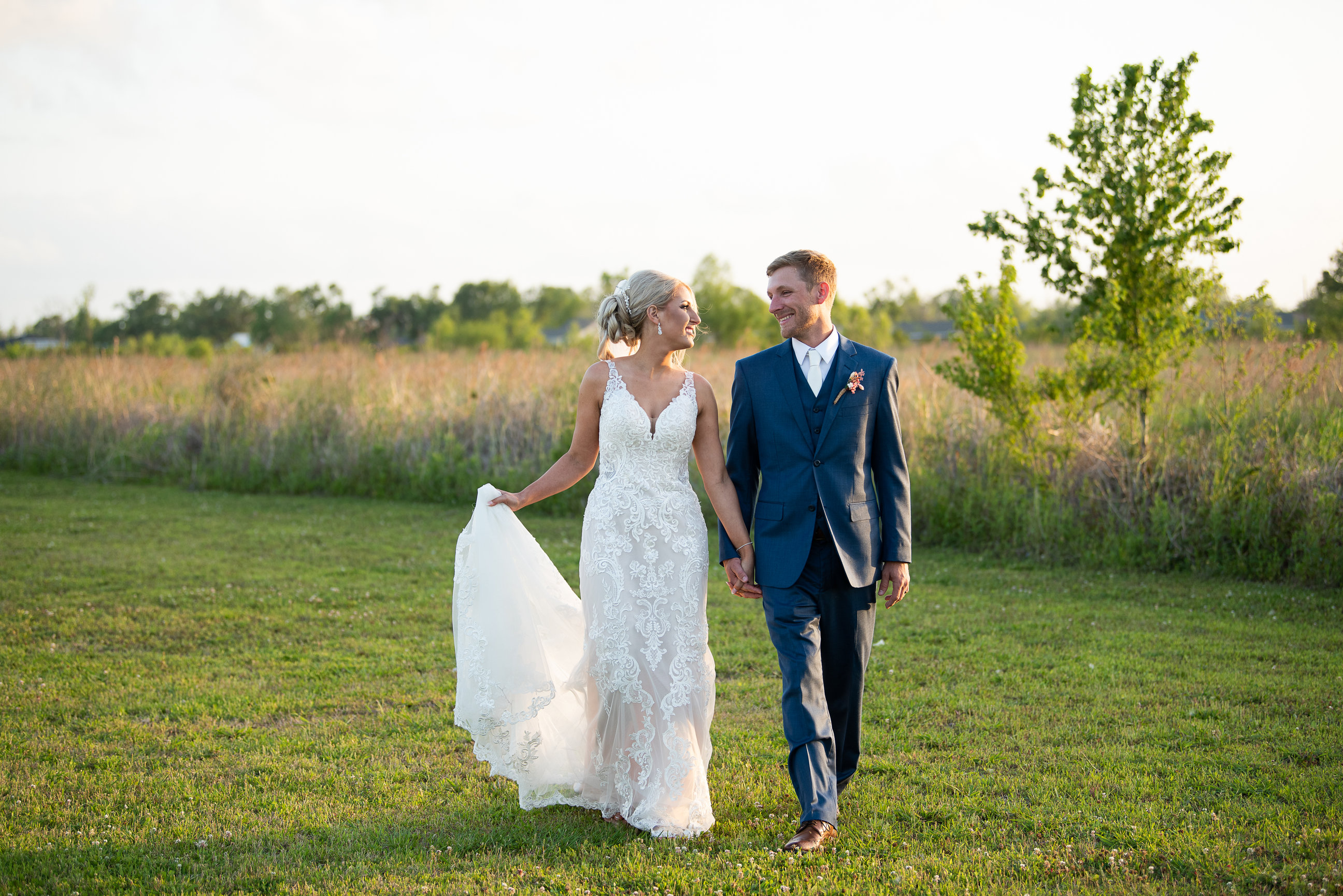 what does bride's mother wear