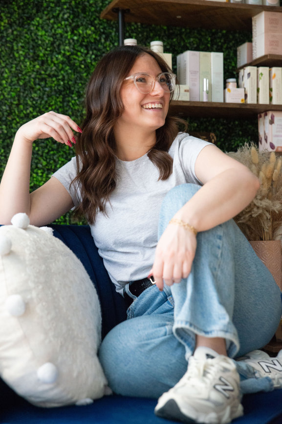 A smooth branding photography experience in Flowery Branch, Georgia for small businesses working with Kelly Hopkins Creative.