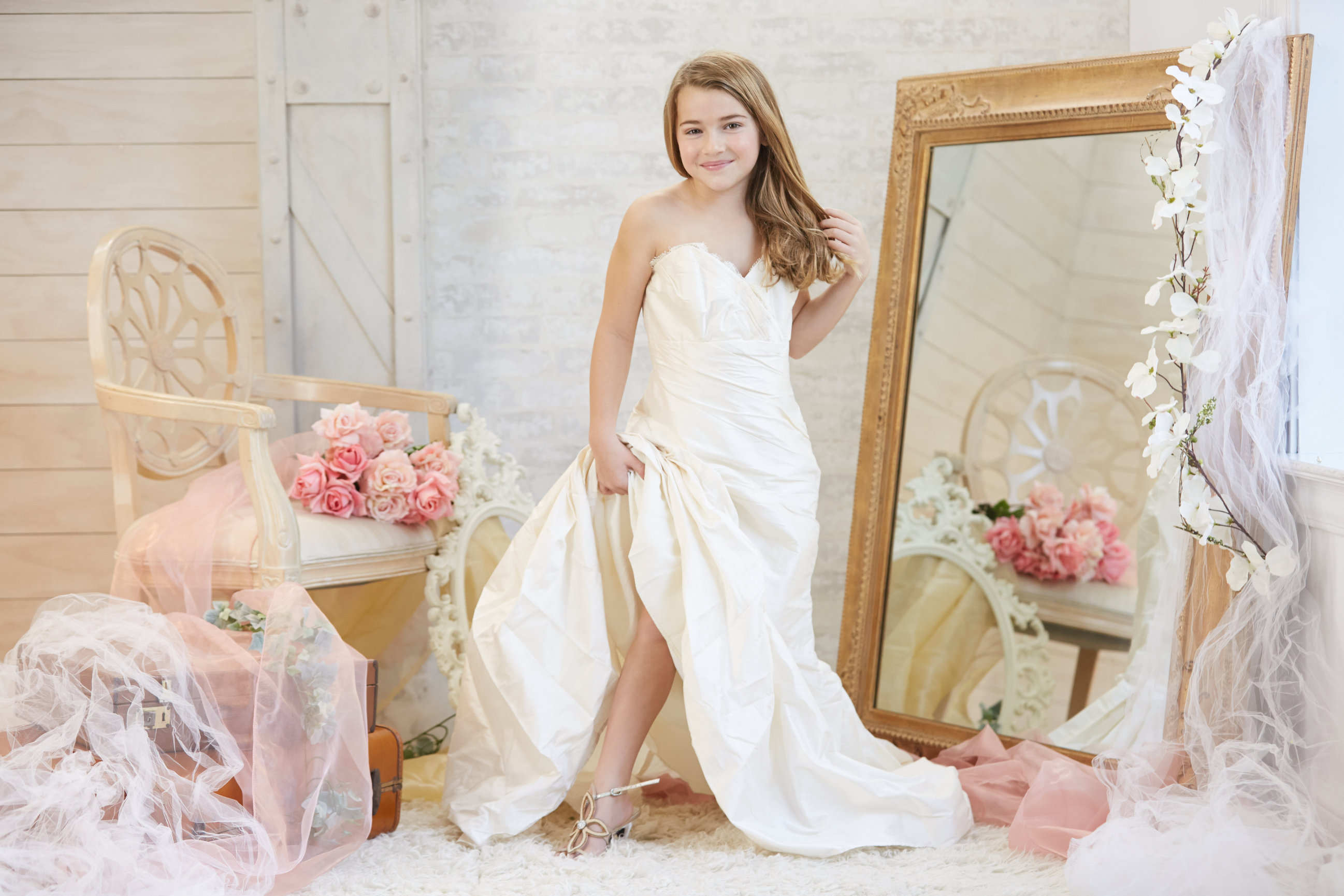 MOMS KEEPSAKE WEDDING DRESS Peters Photography