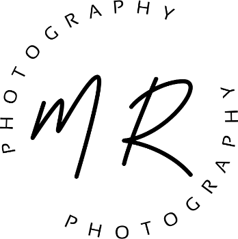 MR Photography Logo