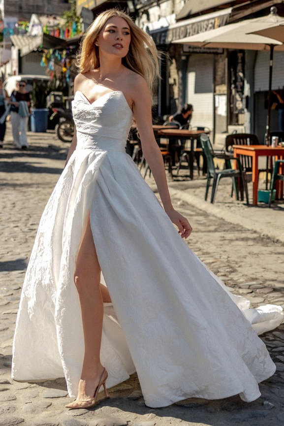 Watters Wedding Dresses in Sydney | Penrith Bridal Centre Watters Wedding Dresses in Sydney | Penrith Bridal Centre