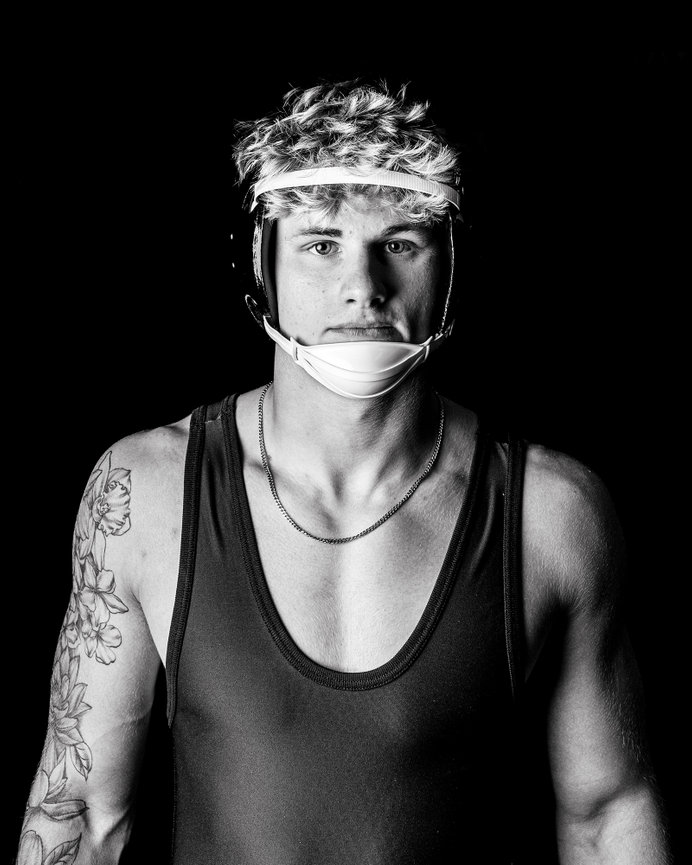 Omaha Sports Photographer HighSchool Senior Pictures