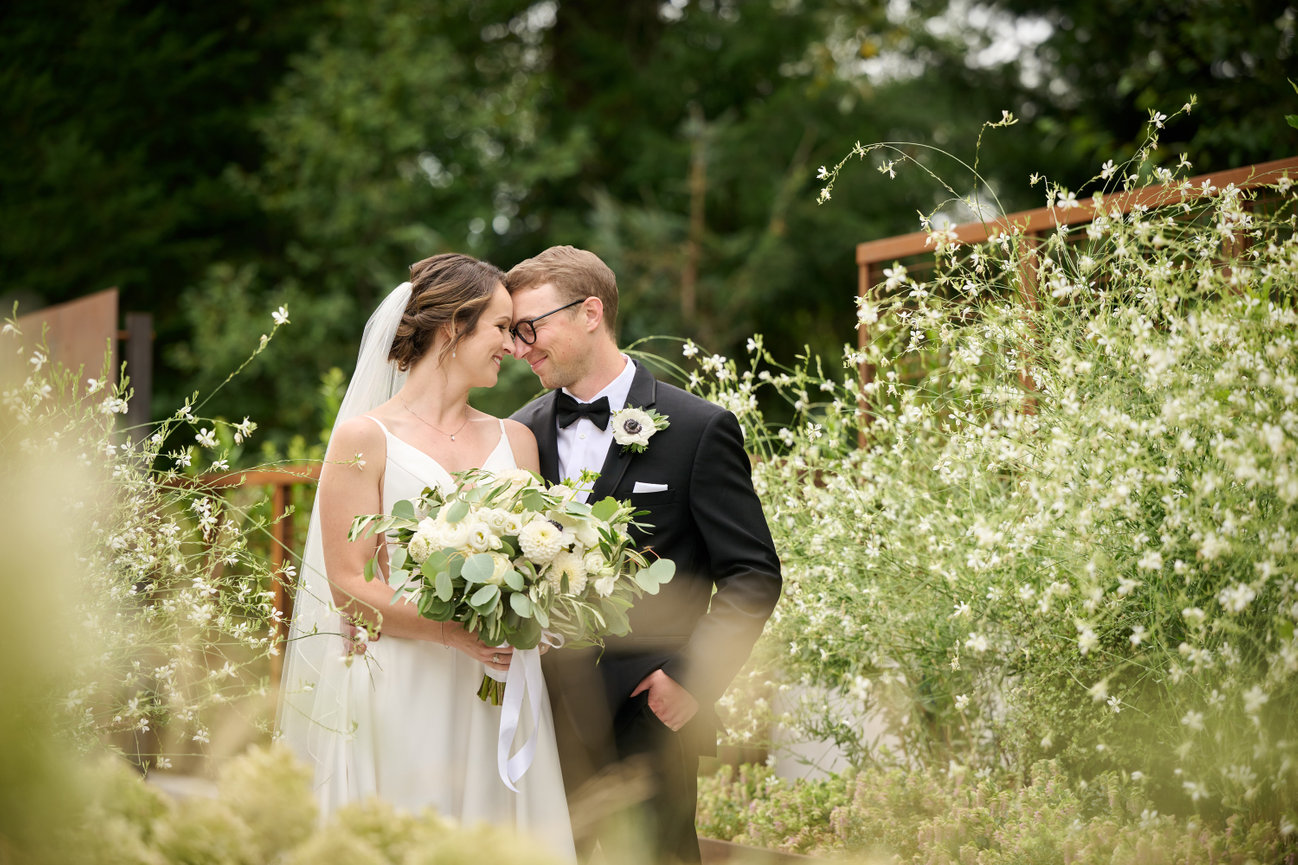 Wedding couple at Novelty Hill Winery, Woodinville WA