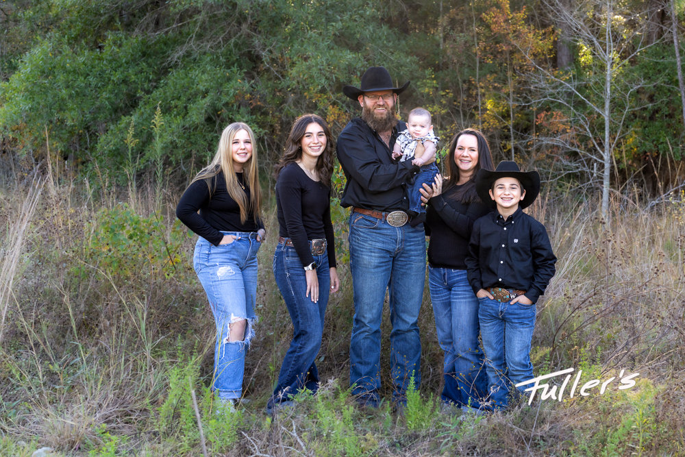 Fall Mini Sessions 2026 by Fuller's Photography Studios LLC in Buna, Texas for timeless seasonal portraits.