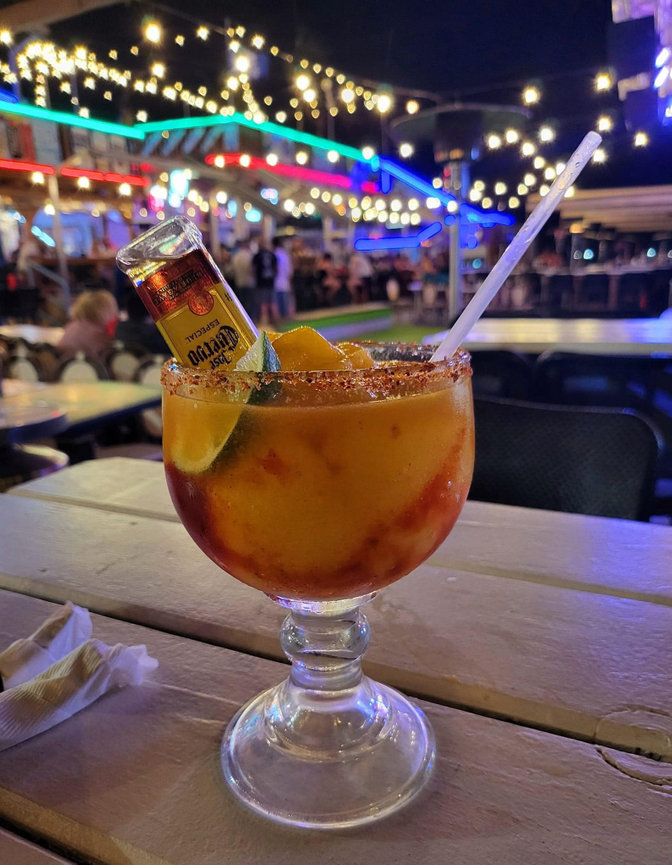 HOME LongBoard Bar & Grill