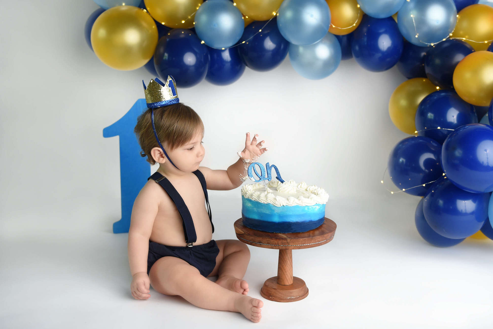 first birthday photoshoot